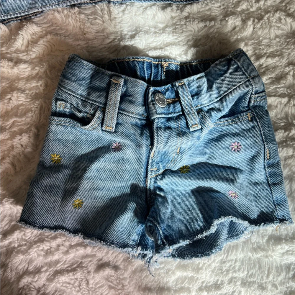 Old Navy Bundle 6-12 Months